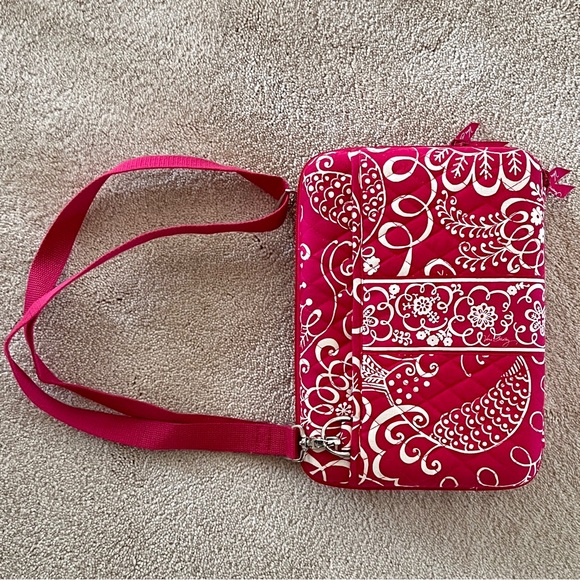 Vera Bradley Tech protector carrying case. - Picture 2 of 3